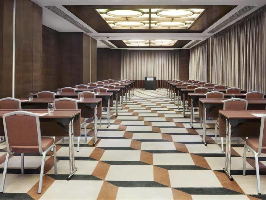 Four Points By Sheraton Le Verdun Hotel